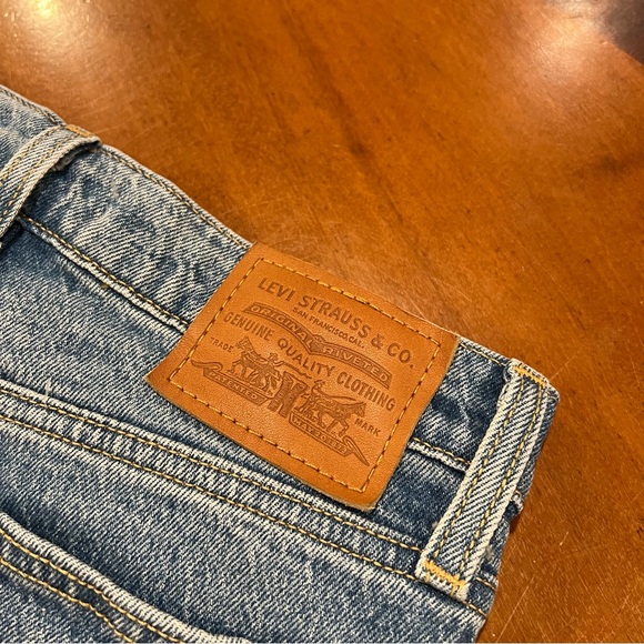 Levi’s Premium Wedgie Straight Fit Women’s Jeans Christina Light Wash 23x28 - Picture 9 of 16